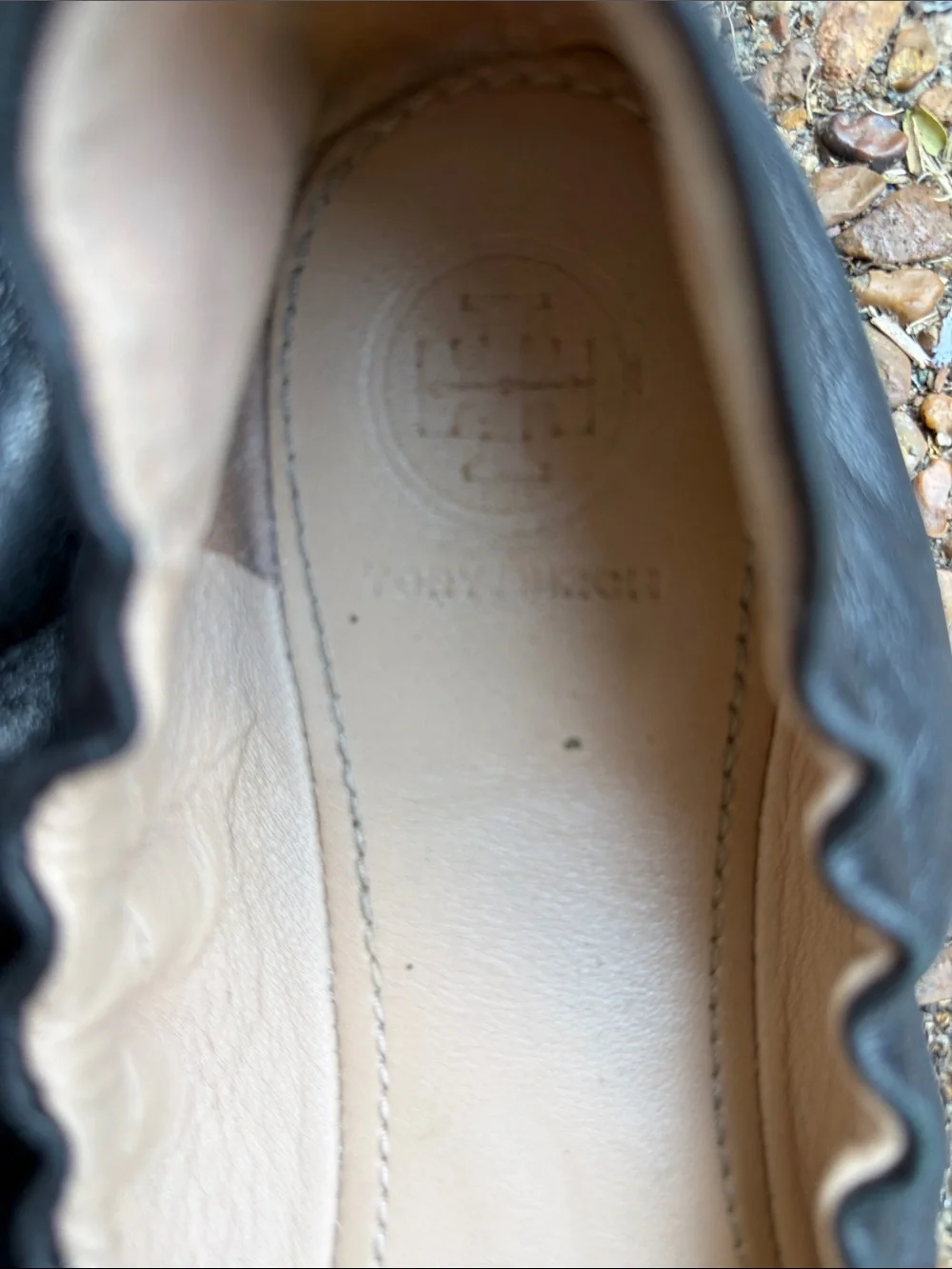 Tory Burch Black Leather Flower Ballet Flats with Logo Accent